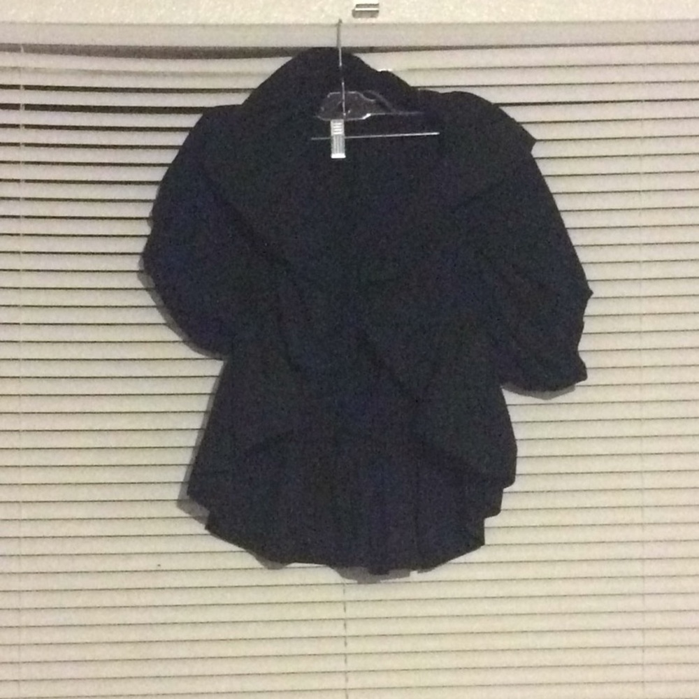 Karen Kane Black shrug shirt
